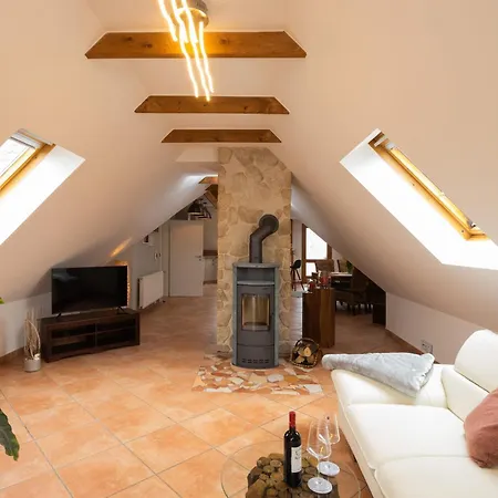 Aurora Apartamento